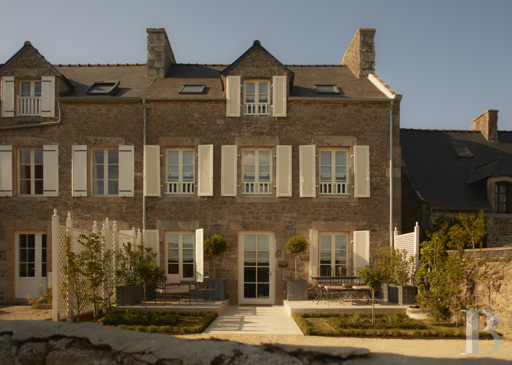 Dans les Côtes-d’Armor, à Saint-Jacut, une maison de village décorée comme un bateau de croisière des années 1940 - photo  n°1